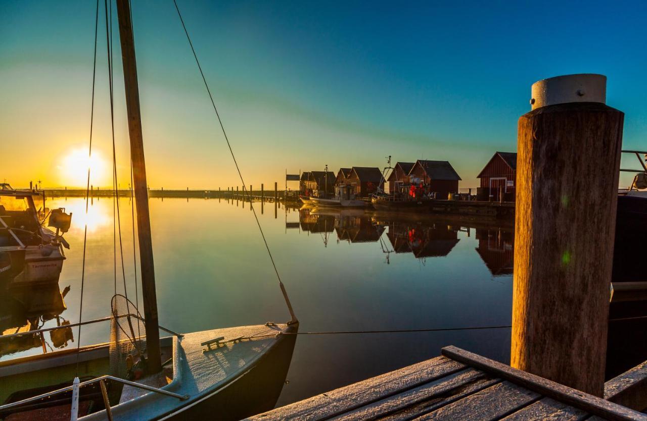 Ferienbungalow Haus Am Teich Больтенхаген Экстерьер фото